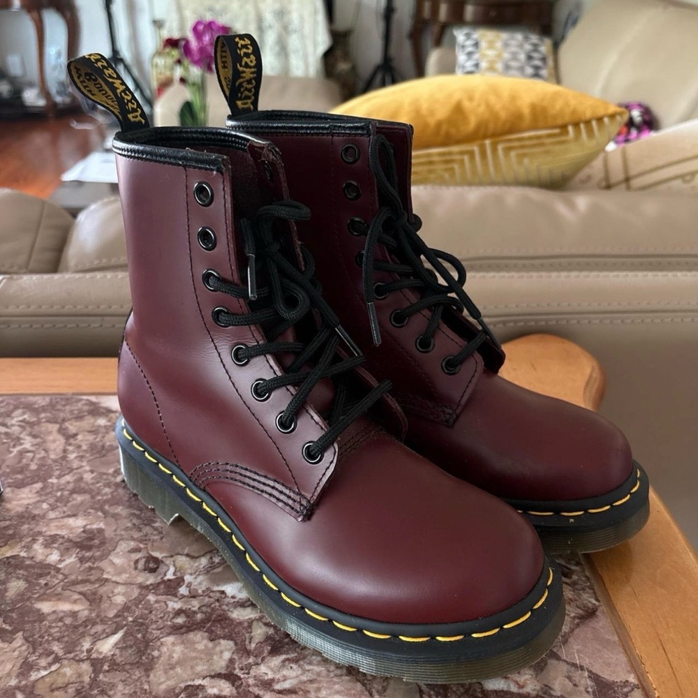 Burgundy/Maroon Women’s Dr. Martens